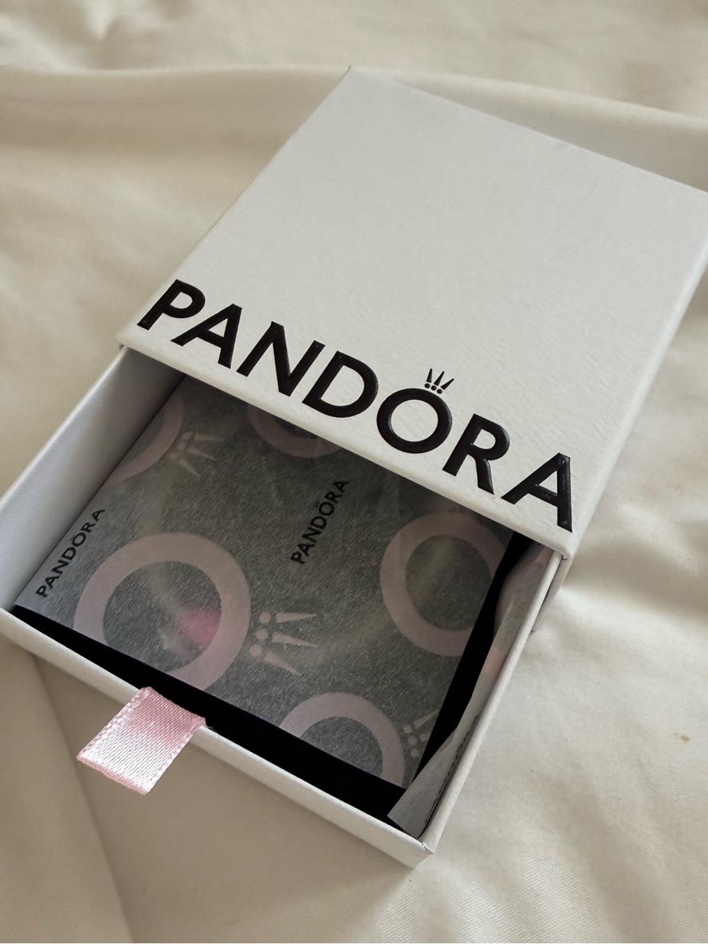 Pandora White Bracelet Gift Box with Pink Ribbon Pull